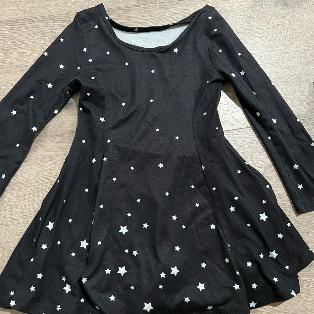 From Dennys, skater dress girls 4T . Stars